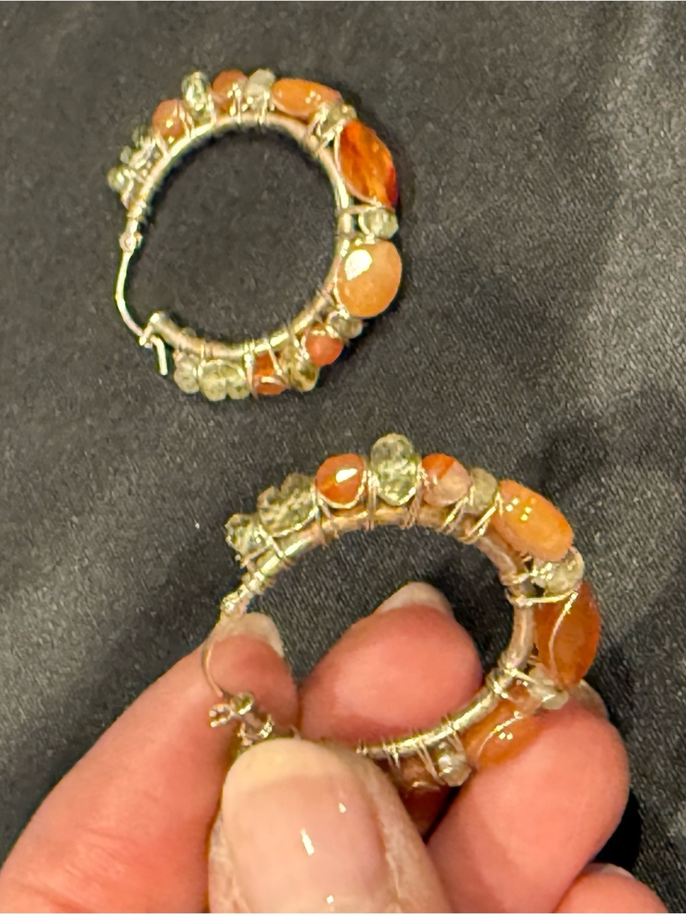 Boho Wire Wrapped Hoop Earrings Orange Carnelian & Peridot Crystals Silver Tone - Picture 4 of 8